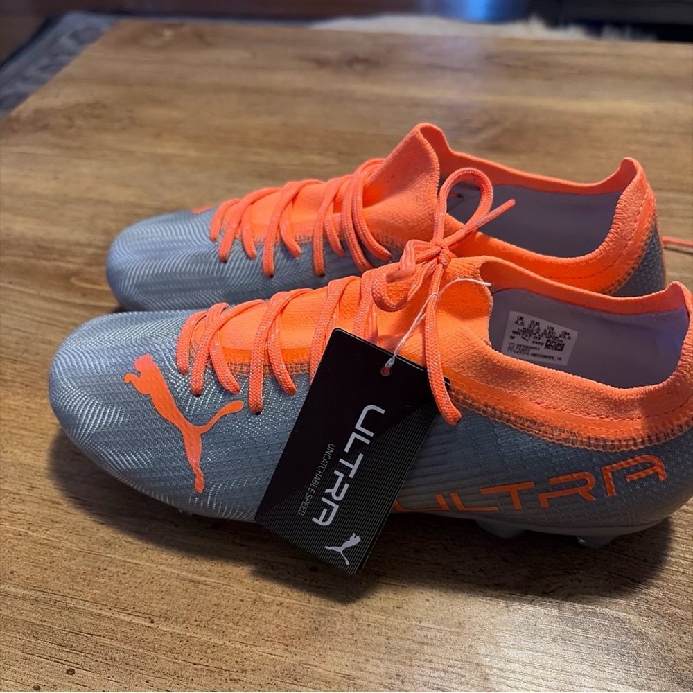 PUMA Ultra 2.4 FG AG sneaker in size 4.5